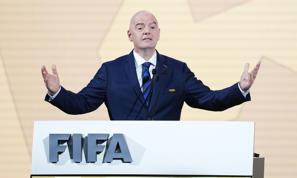 使球队更加 使球队更加